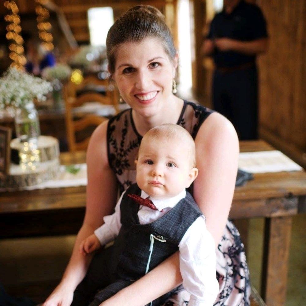 Meet your Posher, Jennifer